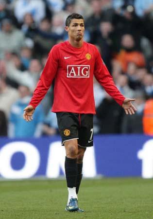 记者：李国旭参加国足主帅选聘不是秘密，一个多月前就在准备（记者称李国旭参与国足主帅竞聘并非秘密，早在一个多月前已着手准备）