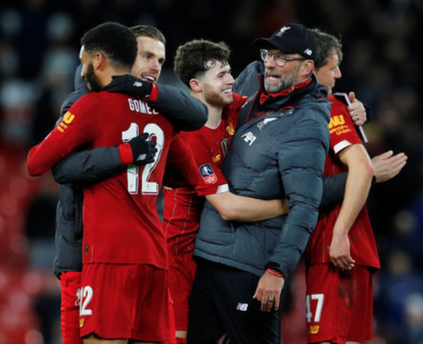 篮球湖人球员关键三分命中率高（湖人球员关键时刻三分命中率出众）