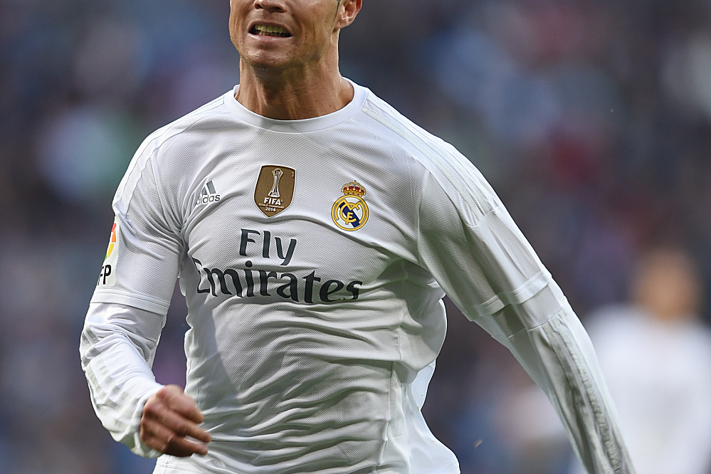 深圳队表现回暖（深圳队状态回升）