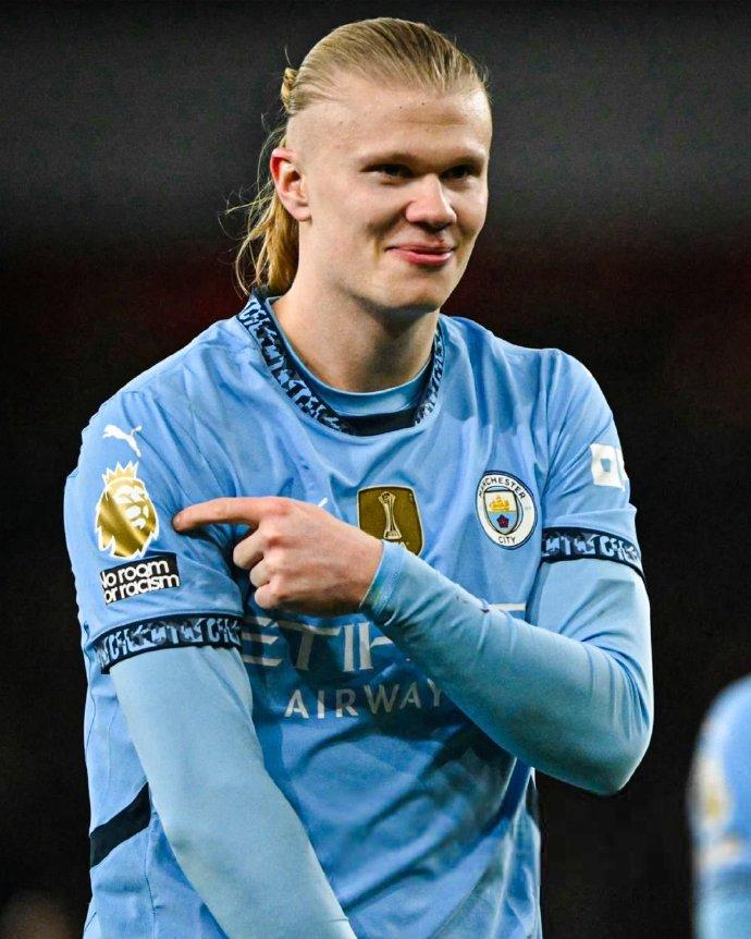 弗里克西甲场均积分2.36，执教50+场主帅中仅次于瓜帅和穆帅（弗里克西甲场均2.36分，50+场主帅中仅逊瓜迪奥拉与穆里尼奥）