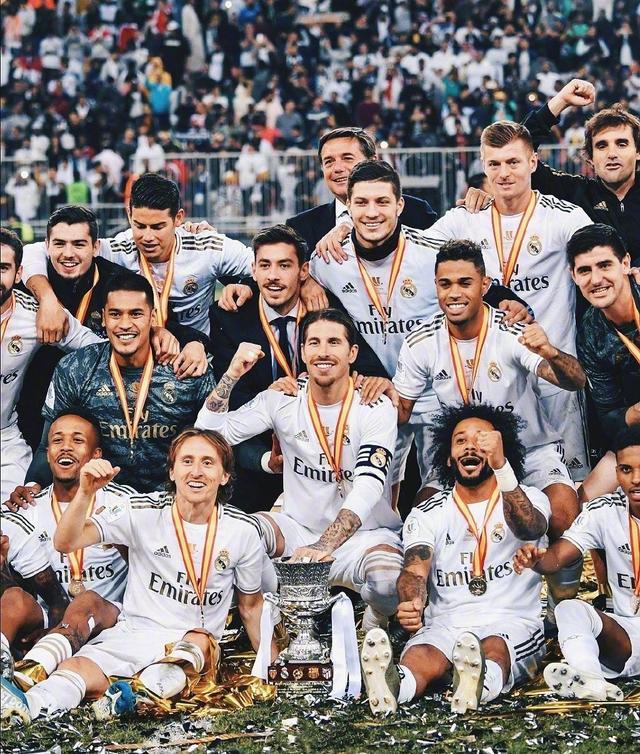 阿斯：曼城和皇马有意索博，利物浦准备与他加薪续约（阿斯：曼城皇马盯上索博斯洛伊，利物浦计划加薪续约）