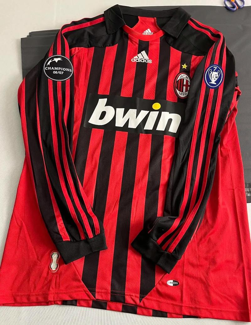 缺赛1场，狂砍255分登顶，吴梦洁让世界排坛重新定义中国主攻（缺席1场狂砍255分登顶，吴梦洁让世界排坛重新认识中国主攻）