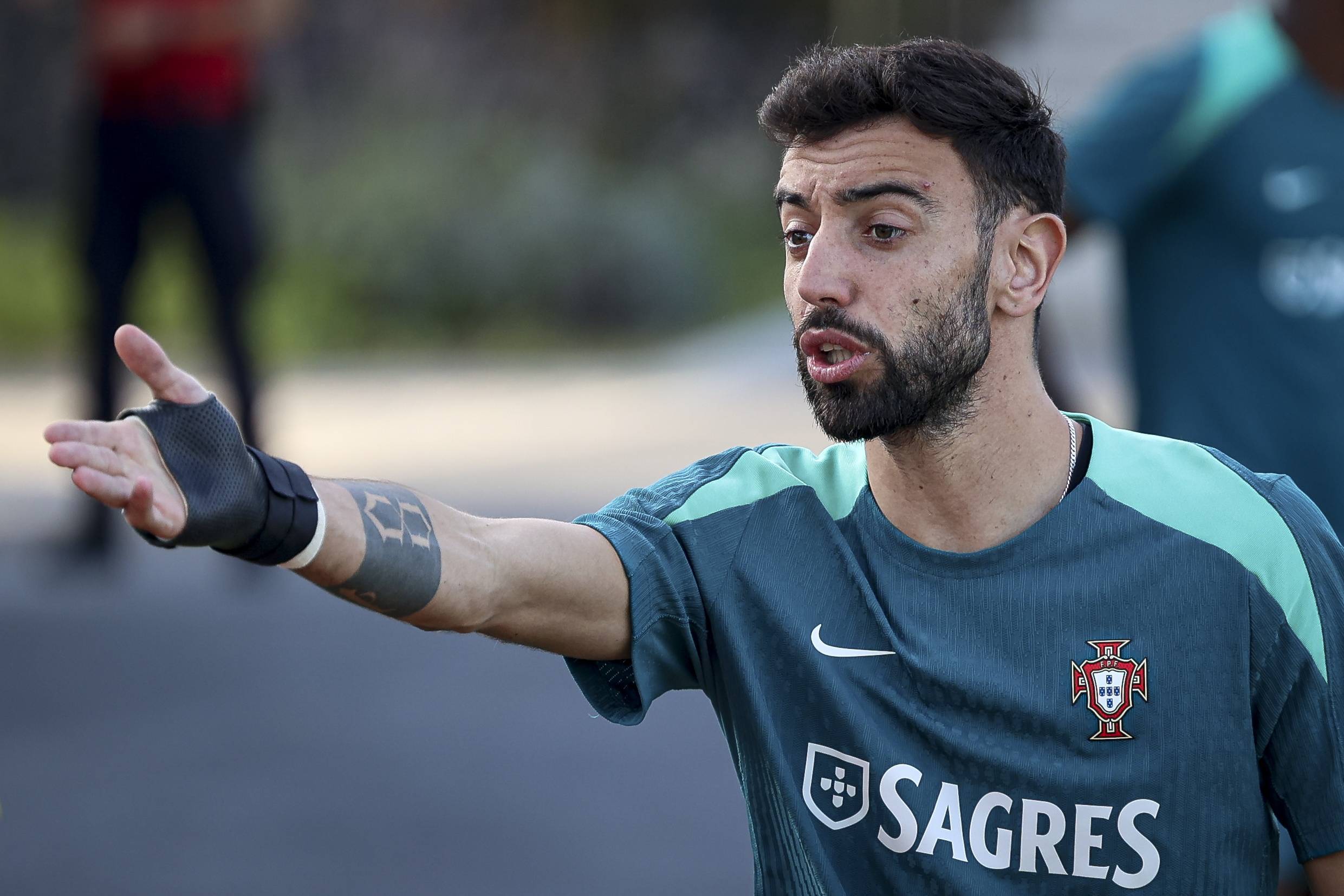 凯恩：替补出场不是我所习惯的，但孔帕尼希望我保持活力（凯恩：替补并非我的常态，孔帕尼希望我保持状态）