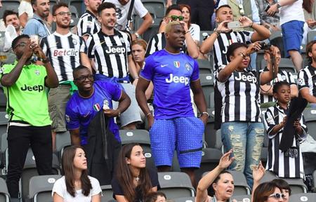 环足奖年度最佳前锋最终8人候选：登贝莱、亚马尔、姆巴佩在列（环足奖年度最佳前锋8人名单出炉：姆巴佩、登贝莱、亚马尔等入围）