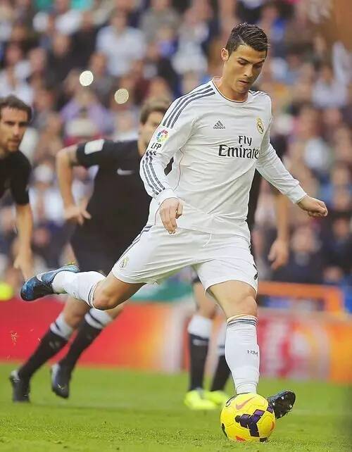 篮协发布声明：严厉打击针对女篮教练员和运动员的AI造谣行为（篮协声明：重拳打击针对女篮教练员与运动员的AI造谣）